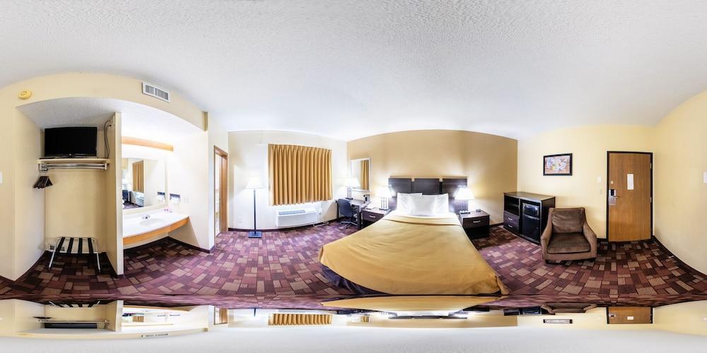 Econo Lodge Watertown Eksteriør bilde