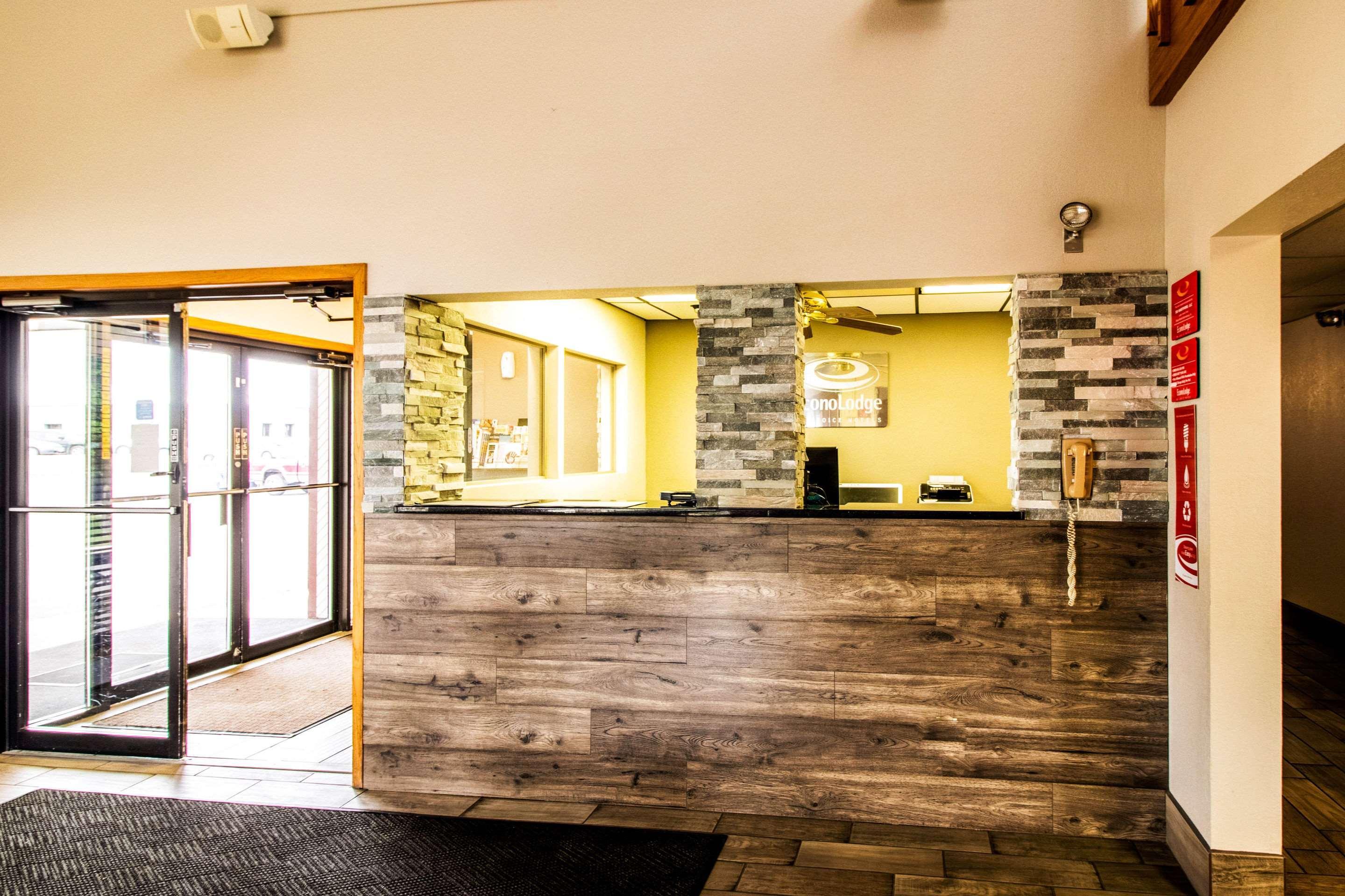 Econo Lodge Watertown Eksteriør bilde
