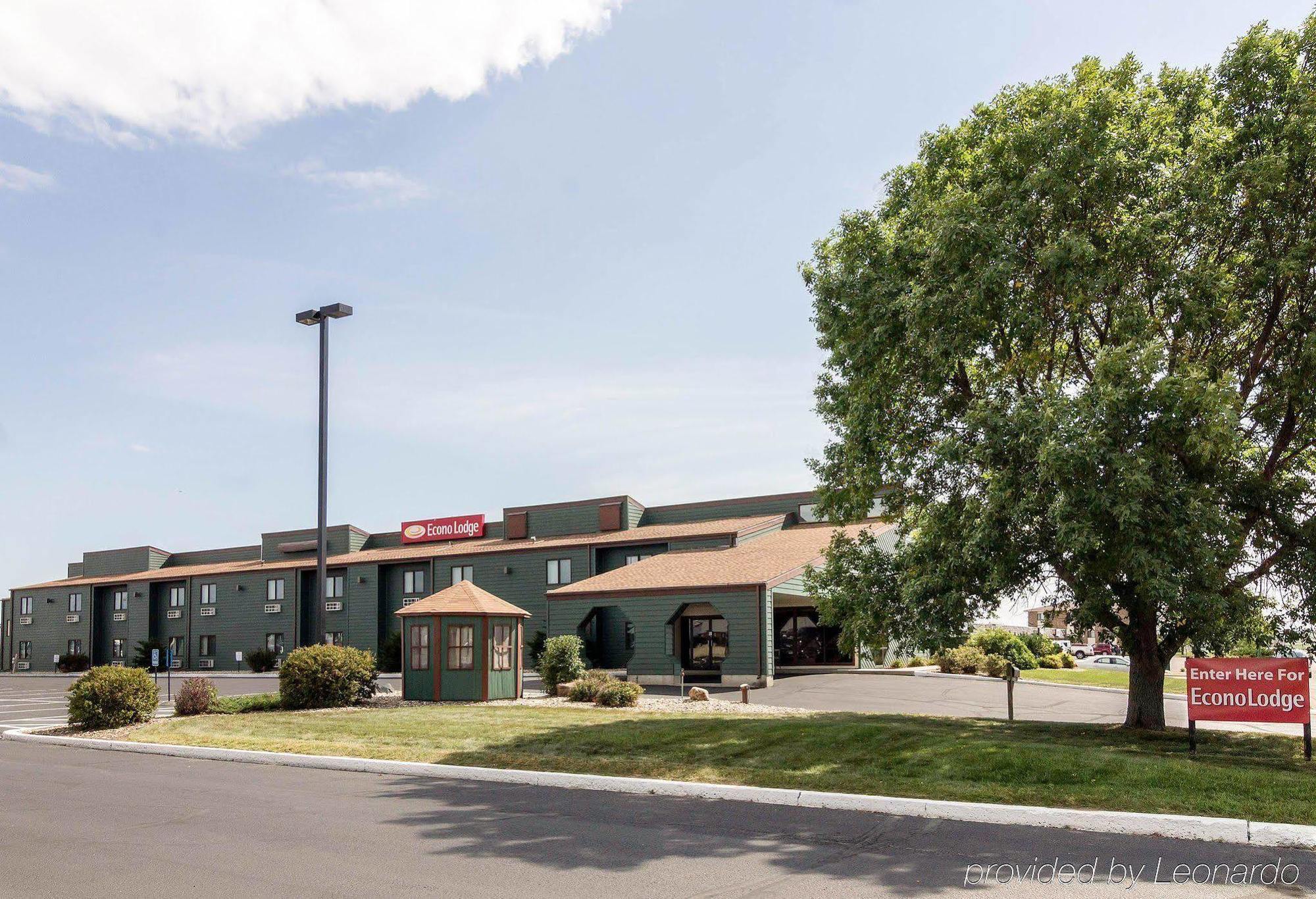Econo Lodge Watertown Eksteriør bilde