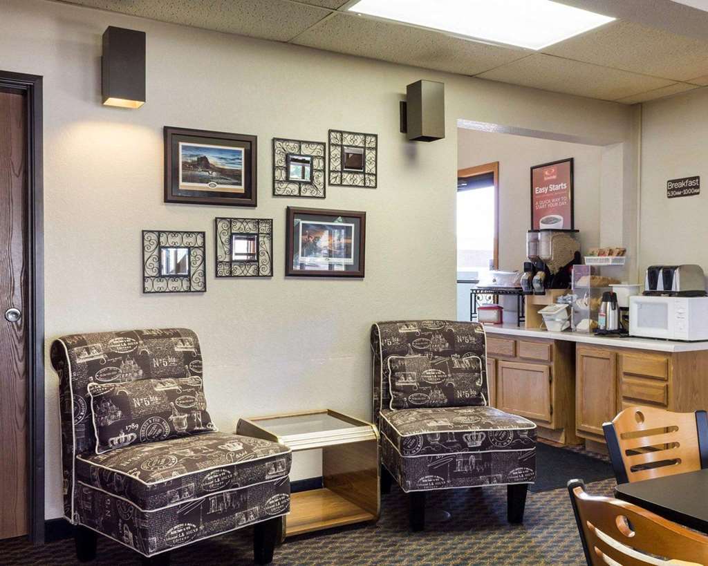 Econo Lodge Watertown Interiør bilde