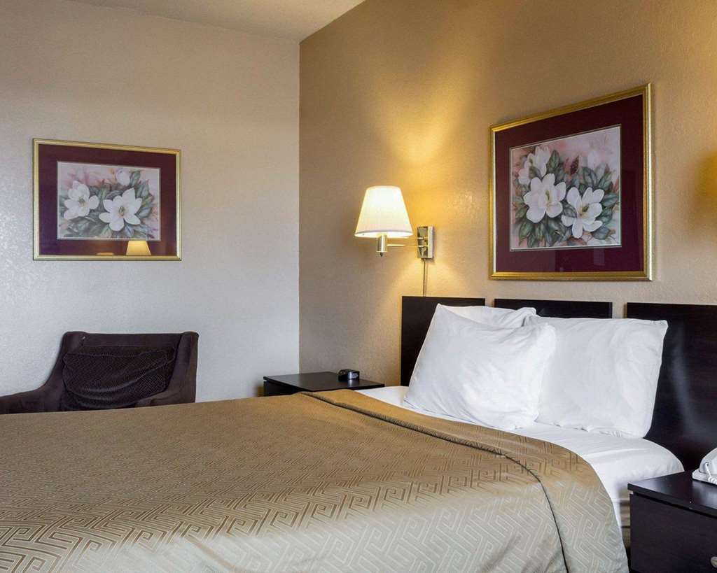 Econo Lodge Watertown Rom bilde