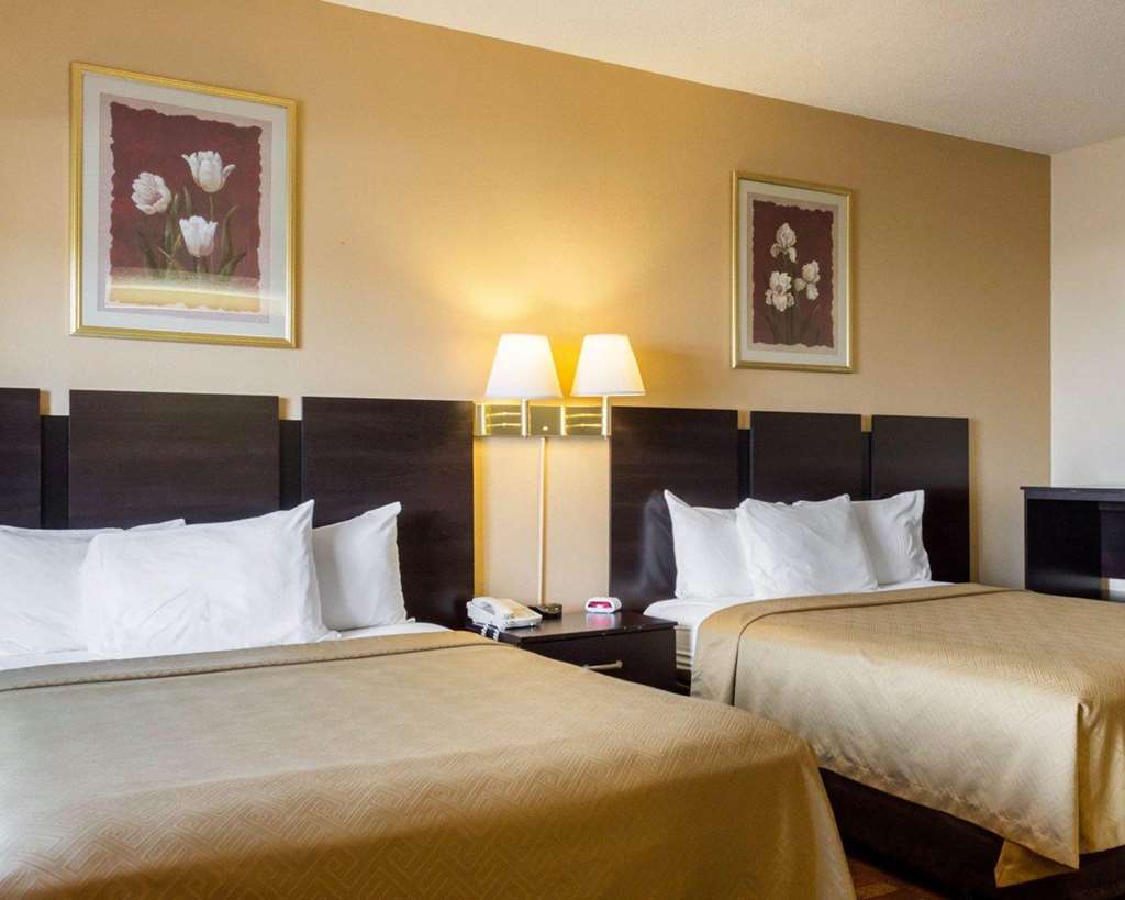 Econo Lodge Watertown Rom bilde